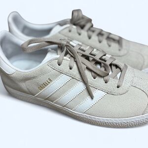 Adidas Gazelle Light Tan Suede Sneakers Sz 4.5
